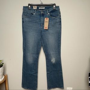 Levi’s Classic Bootcut Jeans